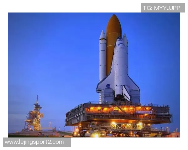 火箭队需突破体型限制改善空间布局与进攻多样性才能重回巅峰