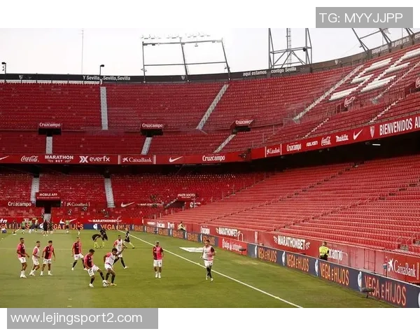 哈曼盛赞拜仁与巴黎对决将成巅峰对决两队实力不容小觑