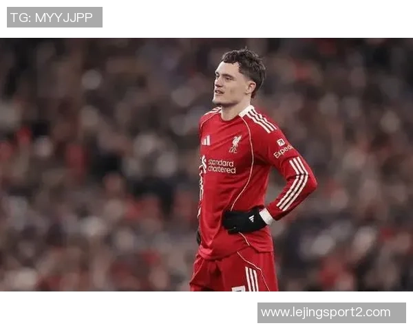 维尔茨表现不佳遭球迷嘘声图片报评分低迷引发热议