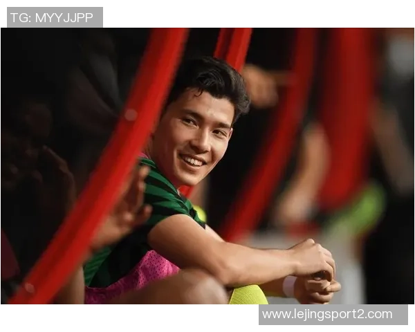 山东泰山半场落后云南玉昆侯永永头球破门克雷桑李源一错失良机