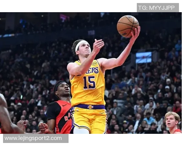 湖人新秀蒂耶罗首战表现平平黄蜂34号秀闪耀全场贡献13分7板